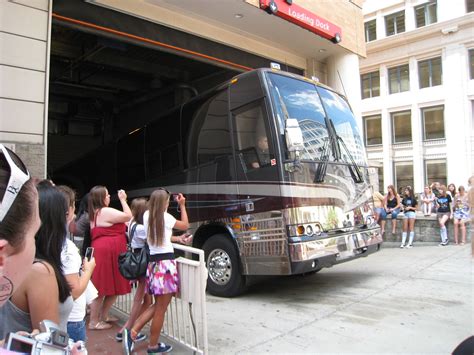 IMG_3465 | Their tour bus before the concert!!! | Rebecca | Flickr