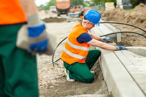 NVQ Level 2 Laying Kerbs & Channels - On Site Assessment & Training