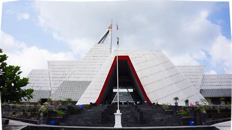 Postcards From Merapi Volcano Museum | The Travel Junkie