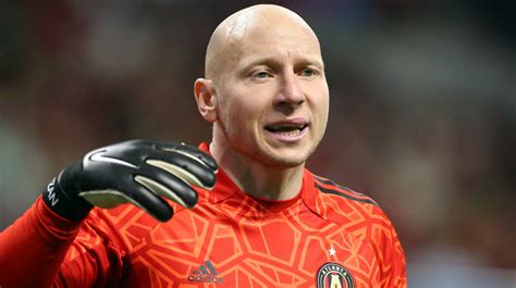 Brad Guzan suffers Achilles injury, becomes latest Atlanta United ...