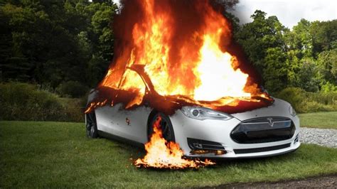 Apple Reports Tesla Fire – Really Right