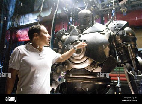 IRON MAN Director JON FAVREAU IRON MAN Date: 2008 Stock Photo - Alamy