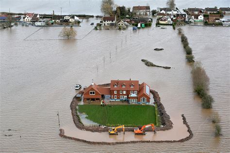 UK Flooding Crisis: Aerial Photos of the Somerset Levels | IBTimes UK