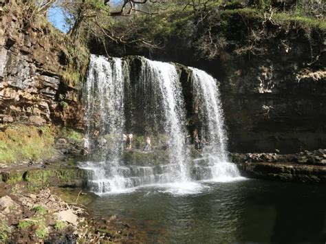 Four Waterfalls Walk - Guide to the Four Falls Trail