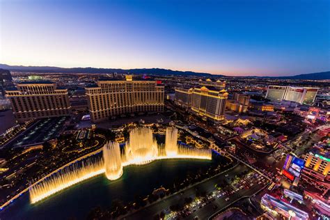 10 Best Websites for Las Vegas Vacation Packages & Deals [2024]