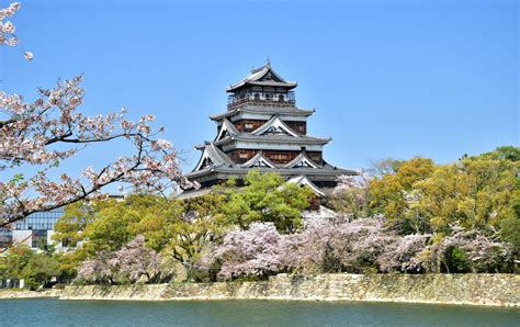 Hiroshima Castle | Travel Japan - Japan National Tourism Organization ...