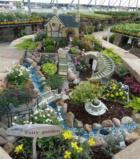 22 Awesome Ideas- How to make your own Fairy Garden! - MeCraftsman