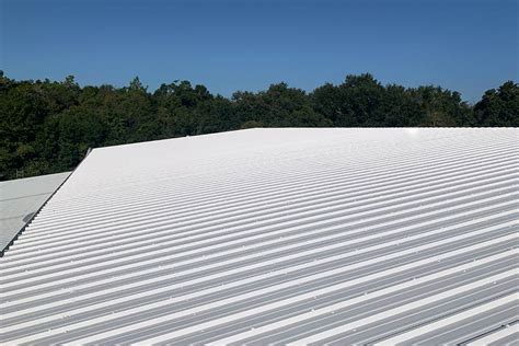 The Pros and Cons of Silicone Roof Coatings | American WeatherStar