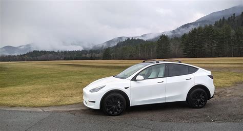 tesla-model-y-white-side (1) - TESLARATI