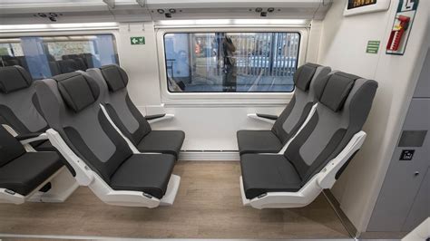 Renfe pone en servicio el primer Alvia en Cádiz totalmente remodelado