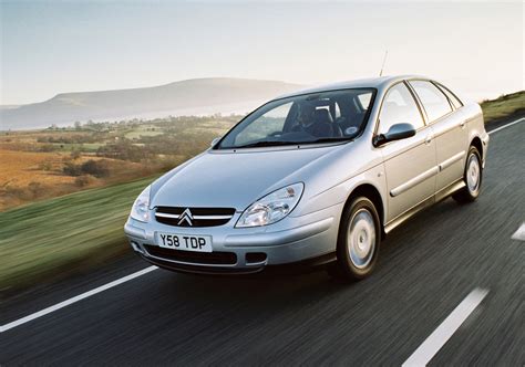 Citroën C5 Hatchback Review (2001 - 2004) | Parkers