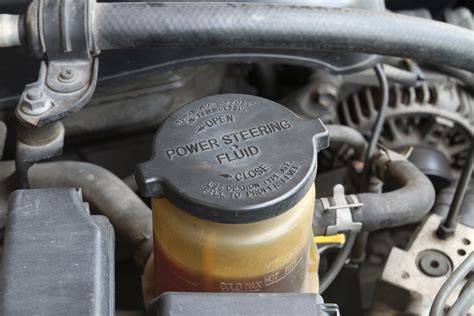 Fixing a Power Steering Fluid Leak - A Guide - Toyota Creek