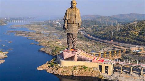 10 of the Tallest Statues of the World: Highest Statues on Earth