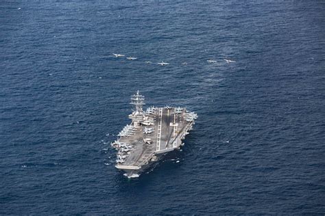 CVW-5 Conducts Change of Command > Commander, U.S. 7th Fleet > Display