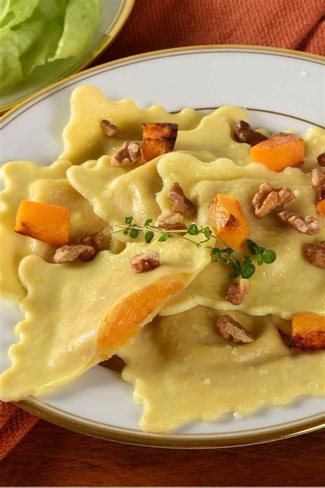 15 Best Ravioli Filling Ideas to Make at Home - IzzyCooking