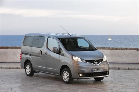 2011 Nissan NV200 Evalia - conceptcarz.com