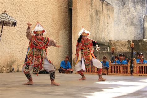 Tari Baris, Simbol Ketangguhan Prajurit Bali - Indonesia Kaya