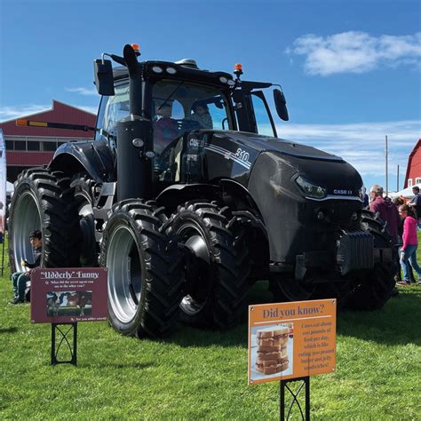 The Case IH Demonstrator "Black Knight" Magnum - Agriculture ...