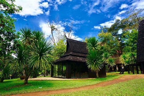 Baan Dam Museum (Nang Lae): All You Need to Know