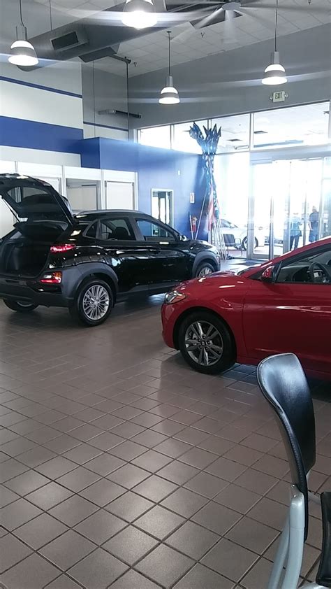 Auffenberg Hyundai - 1300 Central Park Dr, O'Fallon, IL 62269, USA ...