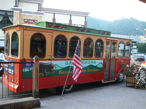 GATLINBURG TROLLEY - All You Need to Know BEFORE You Go