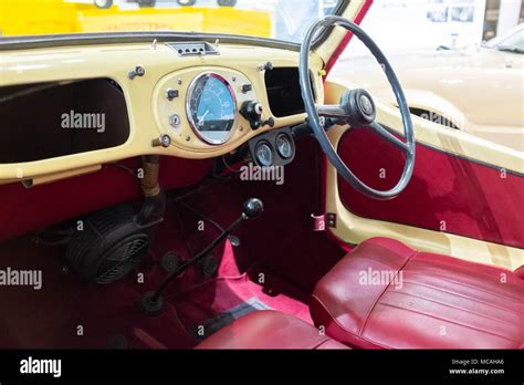 Interior Austin A30 1952 convertible Stock Photo - Alamy