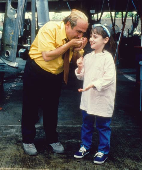 behind the scenes of Matilda Mara Wilson, Danny Devito, Iconic Movies ...