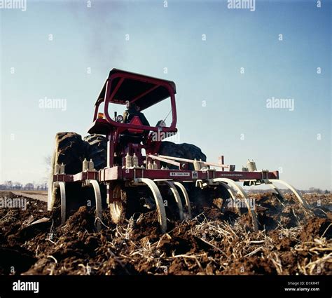 Chisel Plow Stock Photos & Chisel Plow Stock Images - Alamy