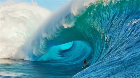 The Top 10 Big Wave Beaches to Surf in The World