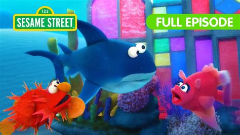 Elmo & Abby Are Fish in the Ocean! | Sesame Street Full Episode - YouTube