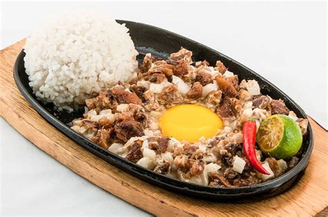 Crispy pork sisig | Pork sisig, Sisig, Silog meals