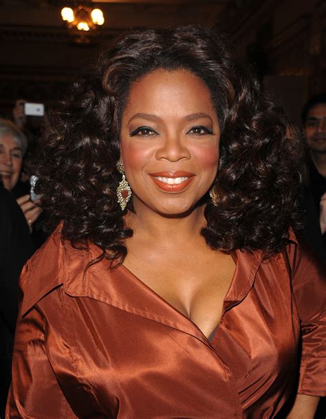 Oprah Winfrey | Overview | Wonderwall.com