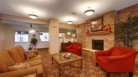 Macomb Hotel Coupons for Macomb, Illinois - FreeHotelCoupons.com