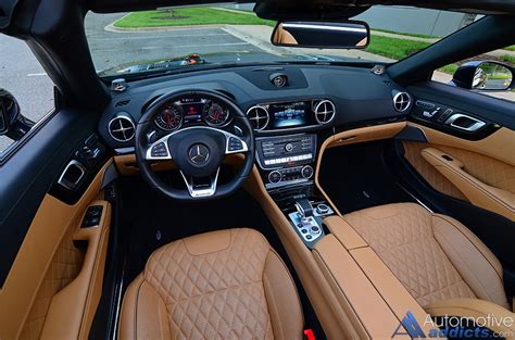 2017-mercedes-amg-sl65-interior-dashboard