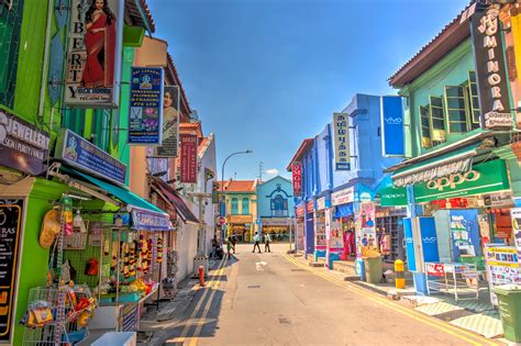 Shopping in Singapore - Singapore travel guide - Go Guides