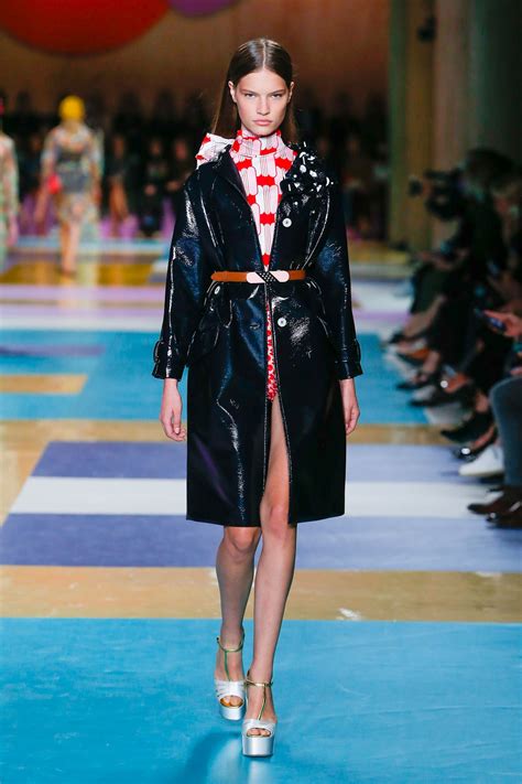 Spring Summer 2017 Fashion Show | Miu Miu