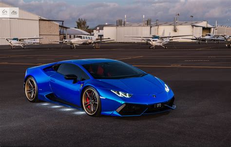 Stunning Blue Chrome Lamborghini Huracan by Sunus Motorsport - GTspirit