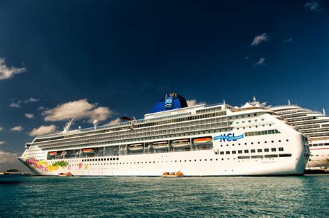 These Are The Most Hated Cruise Ships in the World (Plus, the Ones We ...