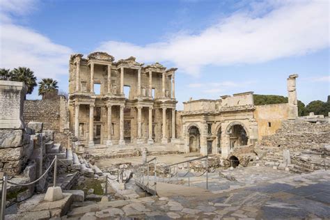 Ruins of Ephesus | Article for senior travellers - Odyssey Traveller