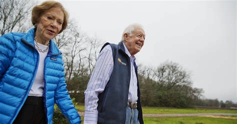 Jimmy, Rosalynn Carter make rare public appearance in Georgia