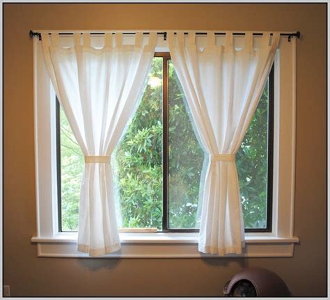 Curtains For Small Living Room Window