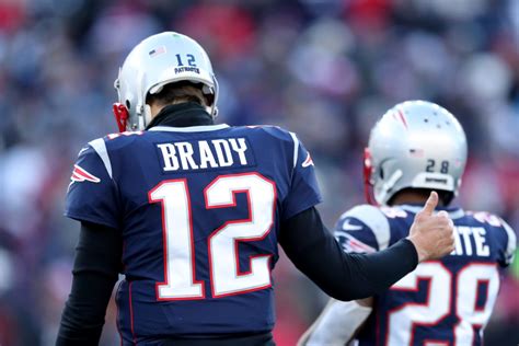 Look: Tom Brady Reacts To Longtime Teammate's Retirement - The Spun ...