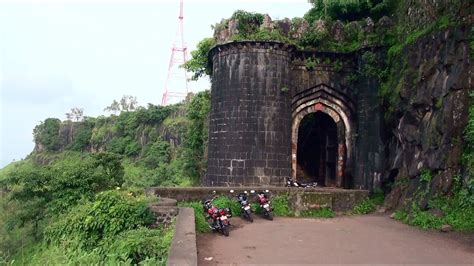 Fort Ajinkyatara, Satara - YouTube