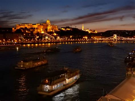 Budapest Dinner Cruise | Budapest River Cruise