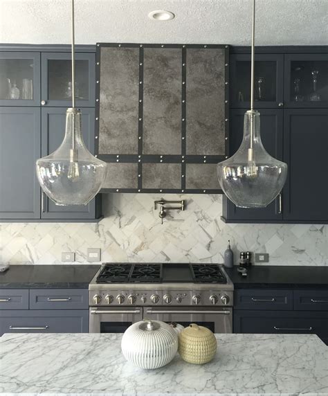 Exciting Kitchen Backsplash Trends to Inspire You: Solid Marble Slab ...