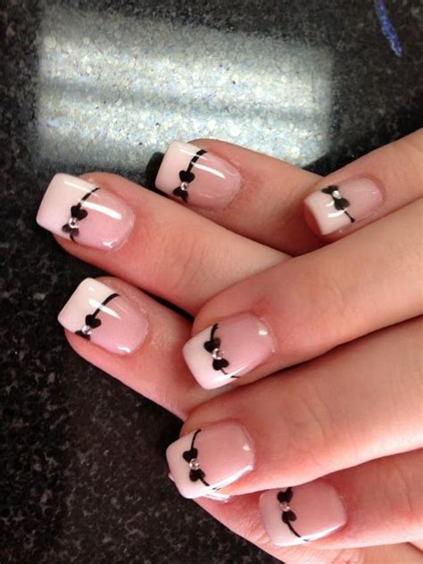 25 Trendy & Classy French Manicure Ideas - Pretty Designs