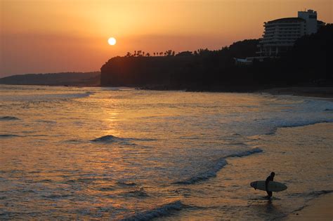 Jeju Island 제주도 | Jungmun Beach 중문해수욕장 is a popular surfing … | Flickr