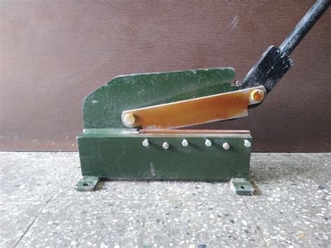 Hand Shearing Machine For Sheet Cutting, Rs 9000 /piece Taj Enterprises ...