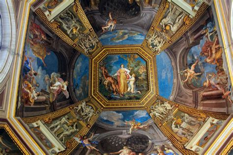 Vatican Museum with Sistine Chapel Skip-the-Line Tour