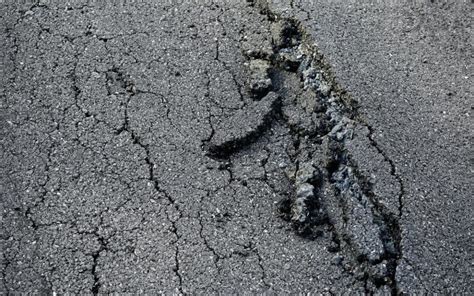 The Deterioration of Asphalt Pavement and its Causes